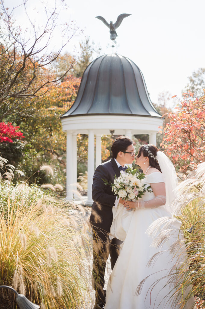 bride-and-groom-outdoor-portraits-at-the-birchwood-manor-nj-by-suess-moments