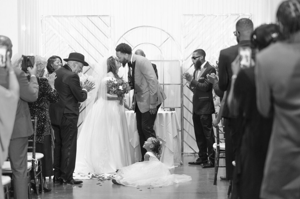 kids-at-a-wedding