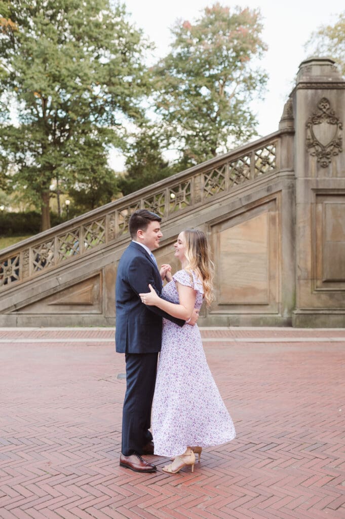 engagement-photos-central-park-by-suess-moments-photographer