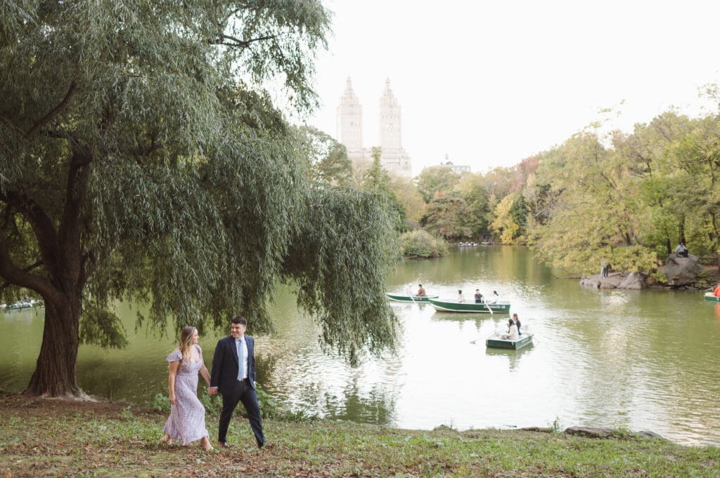 engagement-photos-central-park-by-suess-moments-photographer