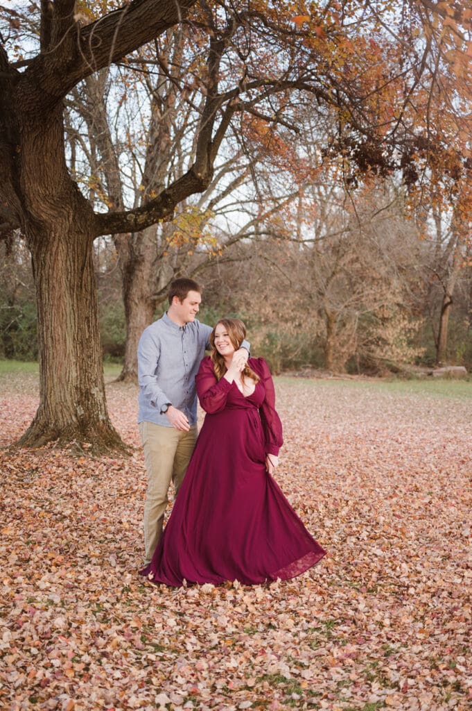 duke-island-park-nj-engagement-photos-by-suess-moments