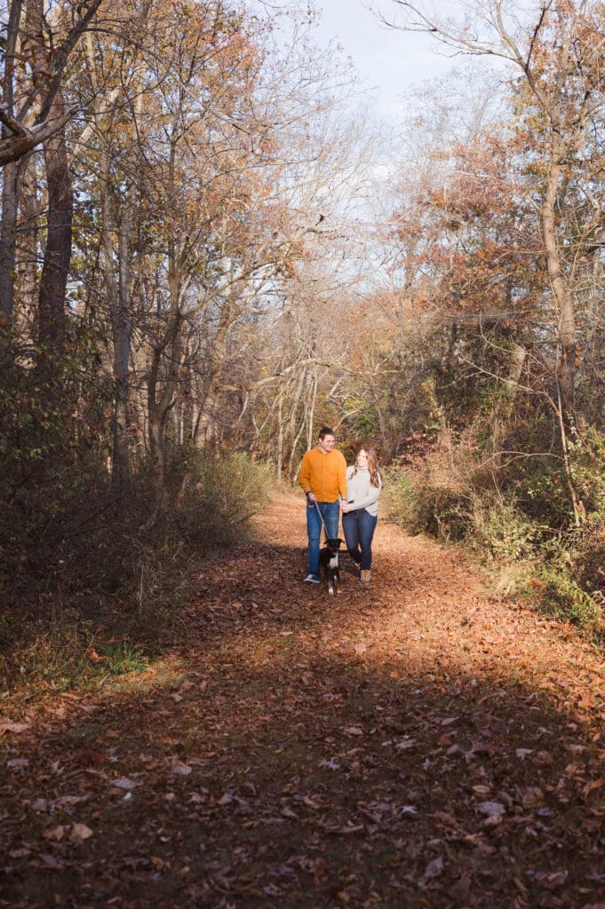 duke-island-park-nj-engagement-photos-with-a-dog-by-suess-moments