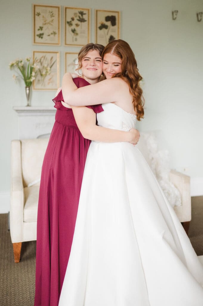 maid-of-honor-at-the-bride