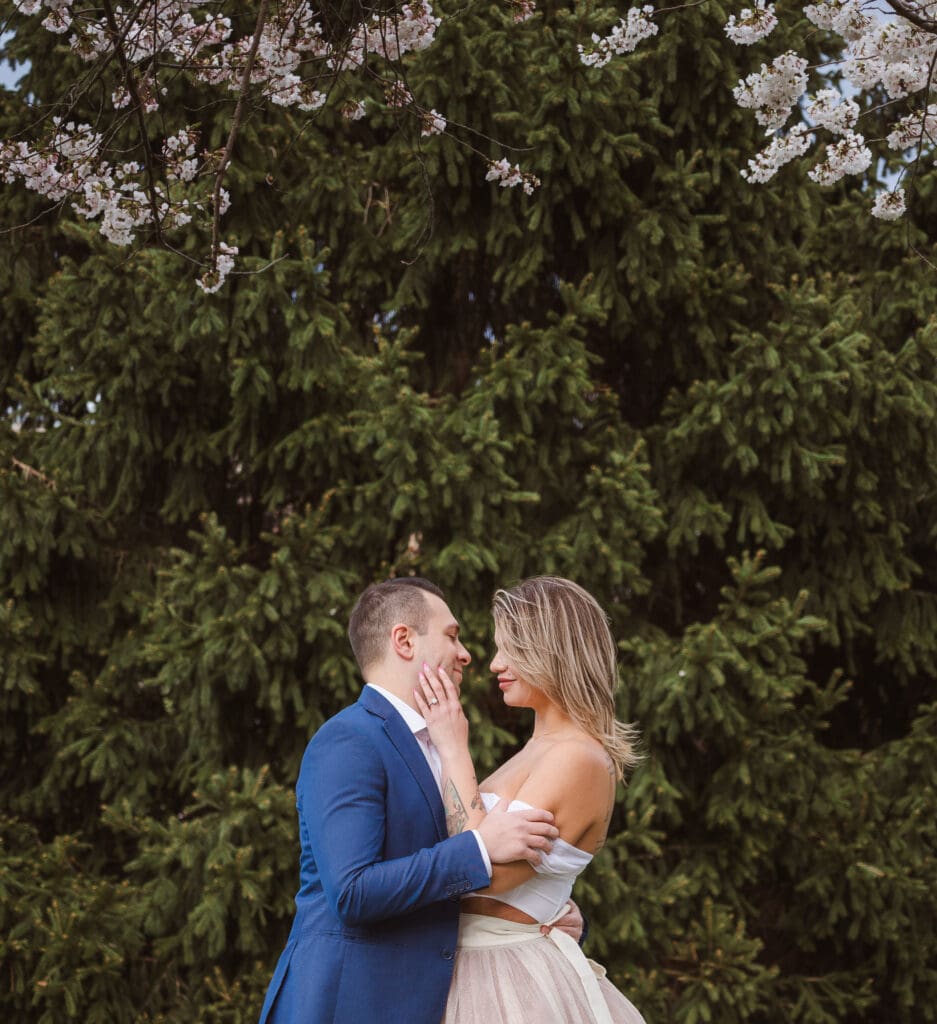 seton-hall-nj-engagement-photos-spring-by-suess-moments-photography