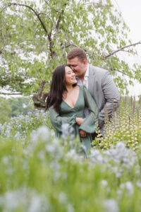 fun-couples-poses-at-engagement-shoot