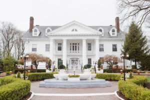 the-briarcliff-manor-ny-wedding-venue-mansion