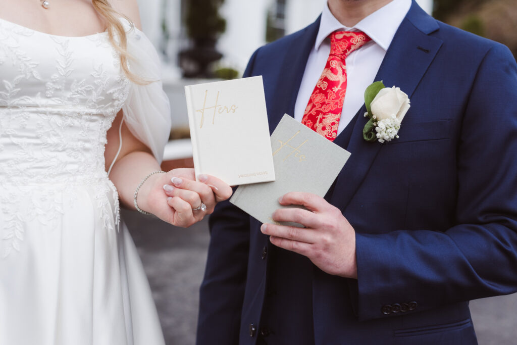 first-look-outside-mansion-the-briarcliff-manor-wedding-photos-by-suess-moments