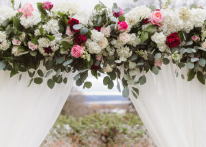 wedding-ceremony-outdoors-at-the-briarcliff-manor-by-suess-moments