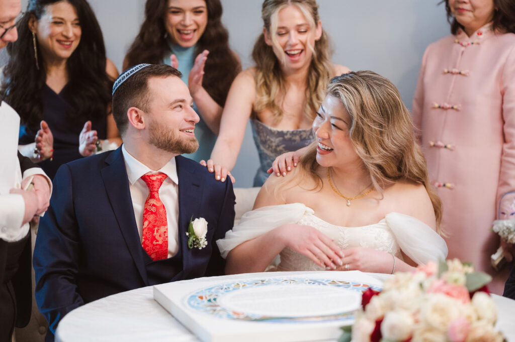 jewish-ketubah-signing-at-briarcliff-manor-wedding