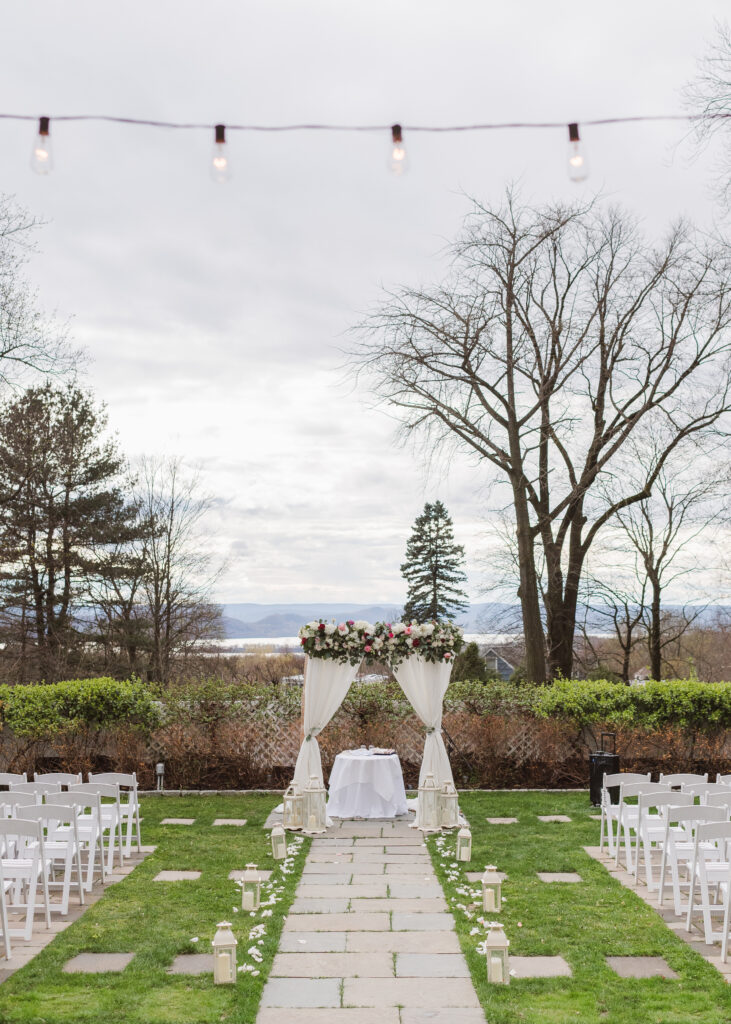 wedding-photos-at-the-briarcliff-manor-ny-by-suess-moments