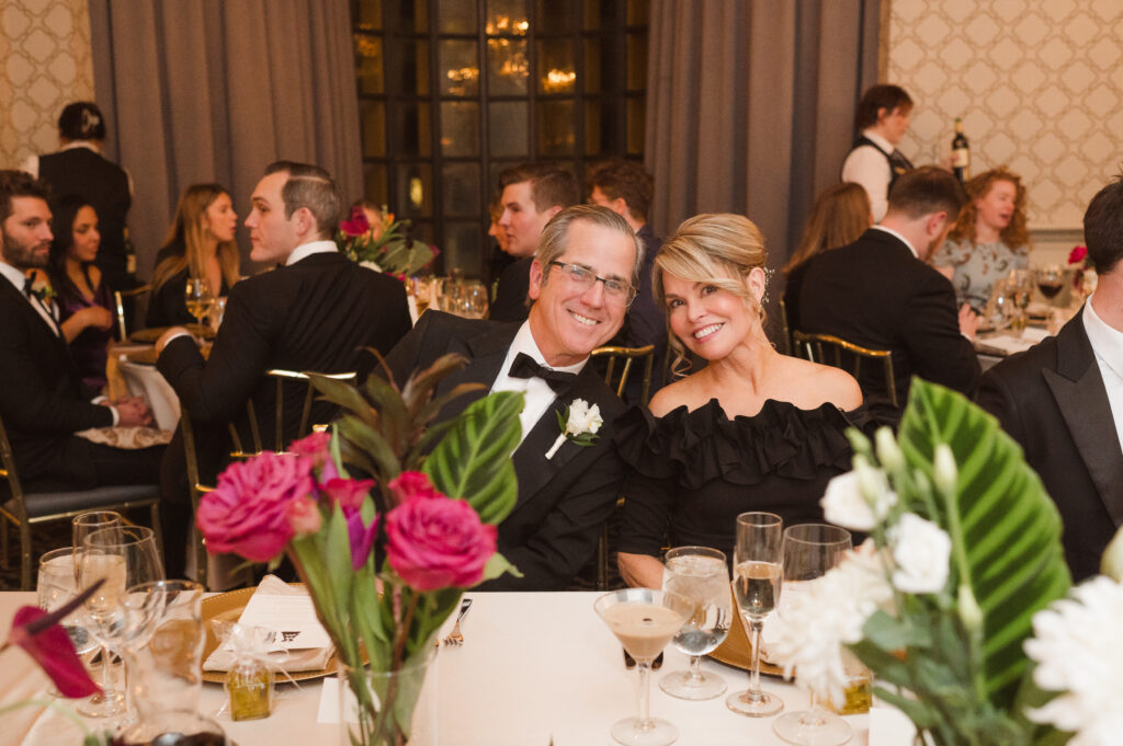 wedding-reception-dinner-at-athletic-club-of-columbus-ohio