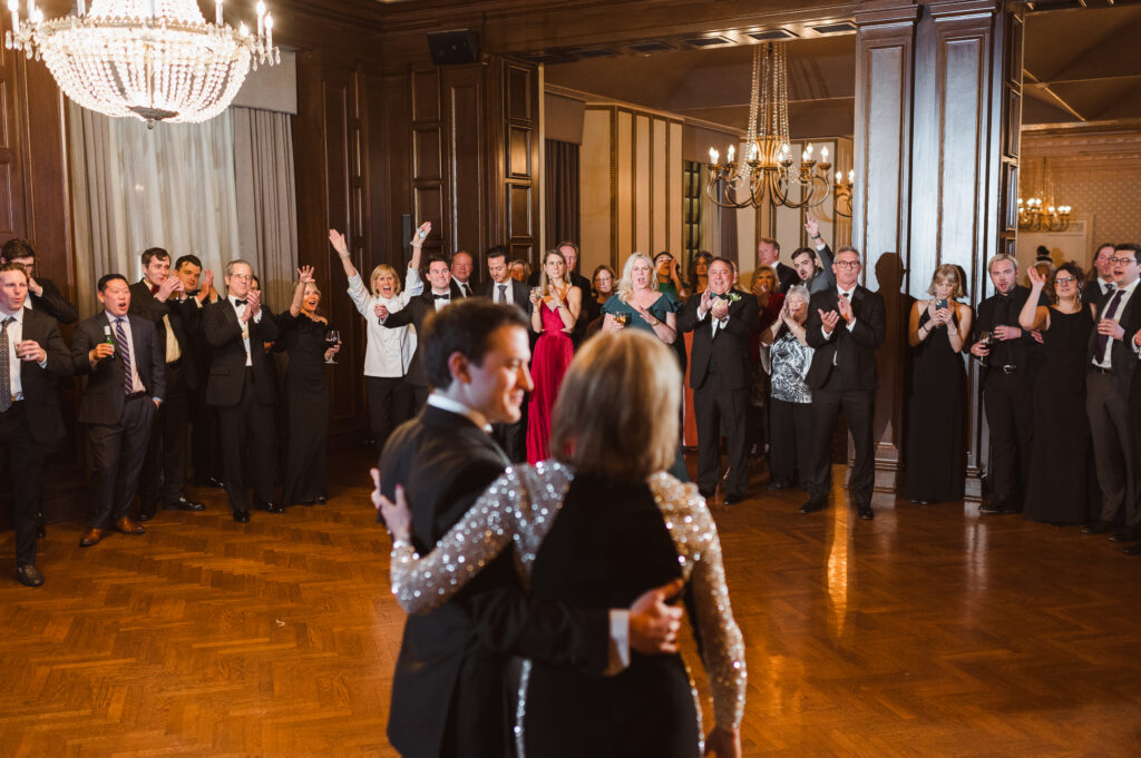 wedding-reception-dancing-at-athletic-club-of-columbus-ohio