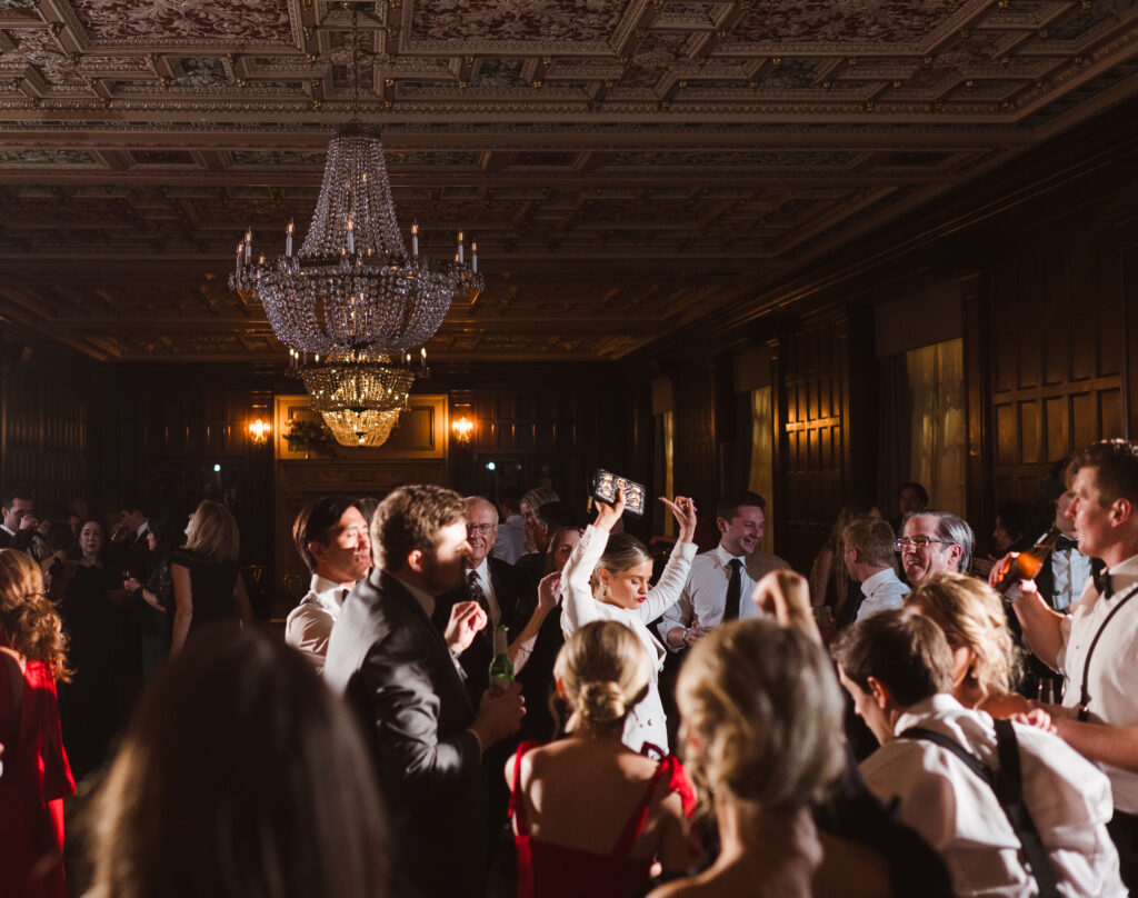 wedding-reception-dancing-at-athletic-club-of-columbus-ohio