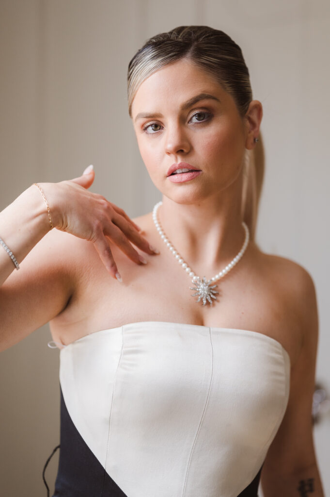 the-bride-didnt-wear-white-wedding-photos-by-suess-moments-photography