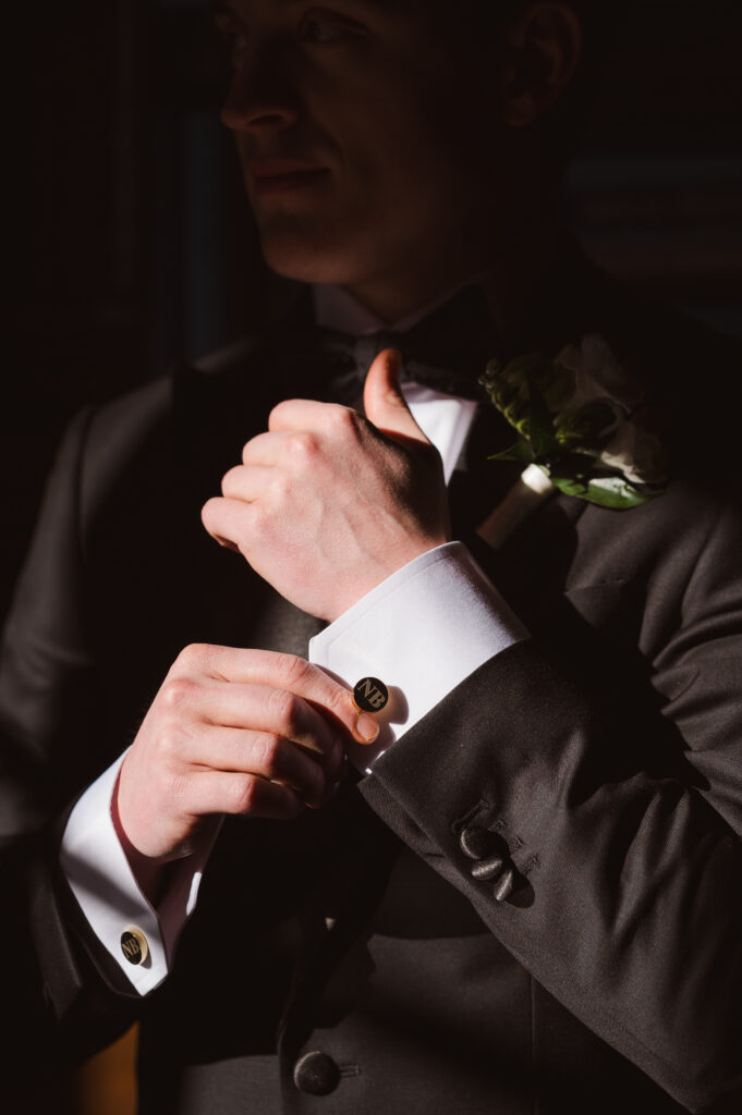groom-portraits-by-suess-moemnts