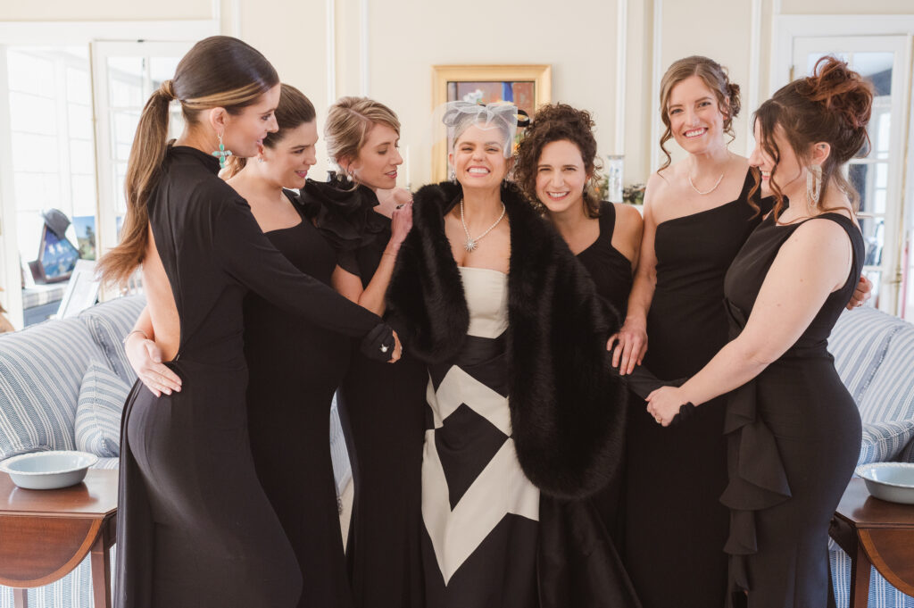 bride-with-bridal-party-happy