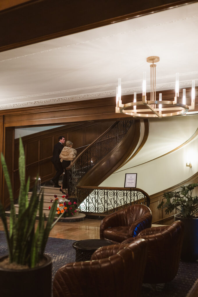 the-athletic-club-of-columbus-ohio-wedding-photos