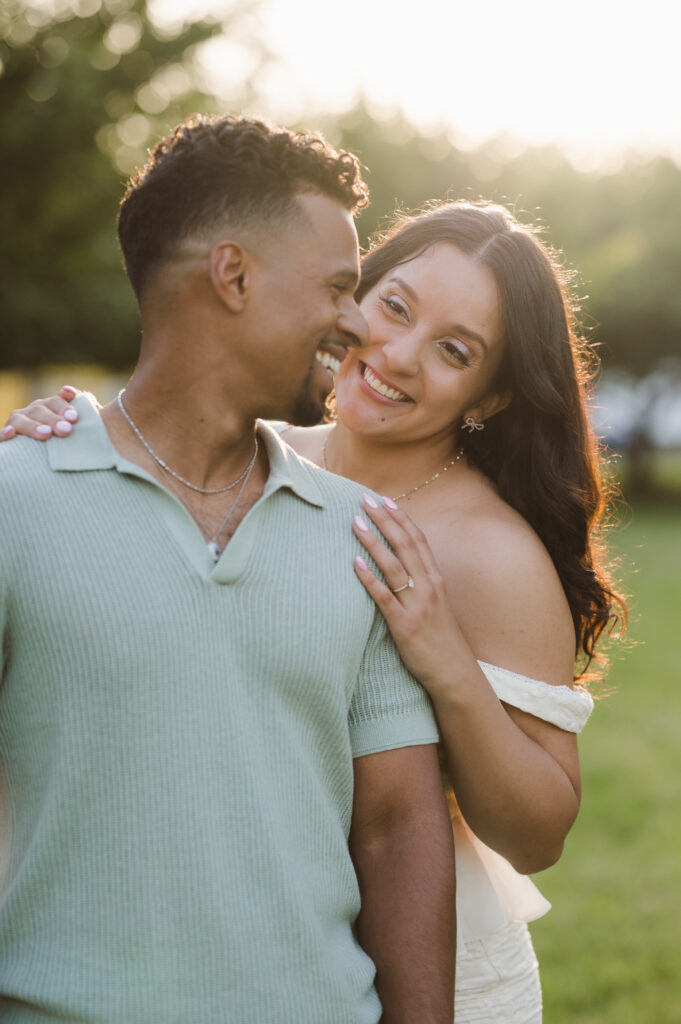 golden-hour-engagement-photos-nj-photographer-suess-moments