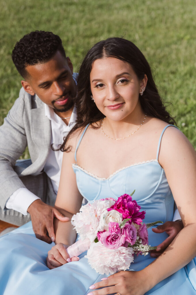 engagement-photos-with-picnic-at-liberty-state-park-nj