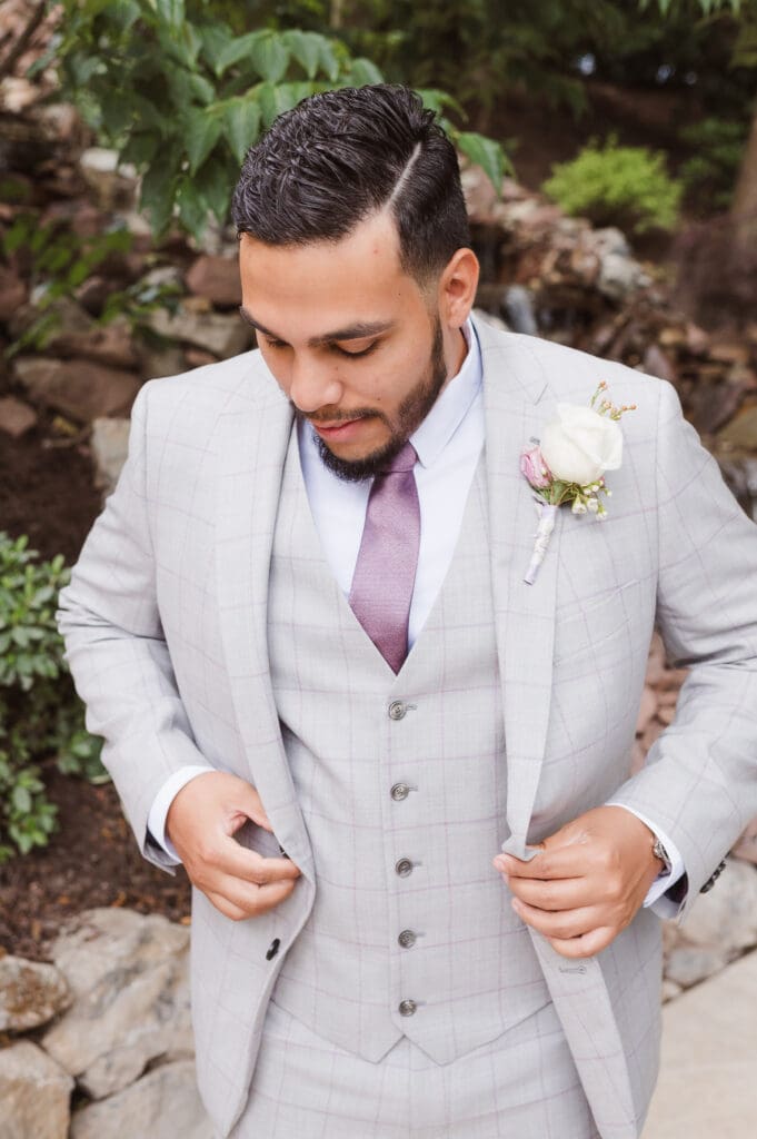 wedding-photos-at-naninas-in-the-park-nj-photographer-suess-moments