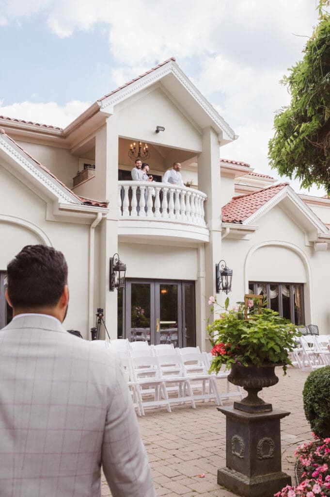 wedding-photos-at-naninas-in-the-park-nj-photographer-suess-moments