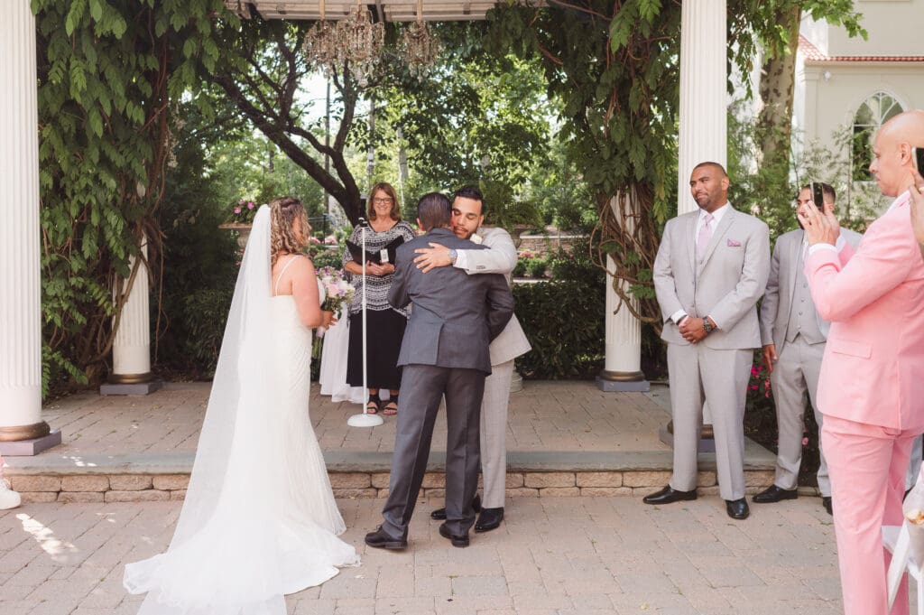 wedding-photos-at-naninas-in-the-park-nj-photographer-suess-moments