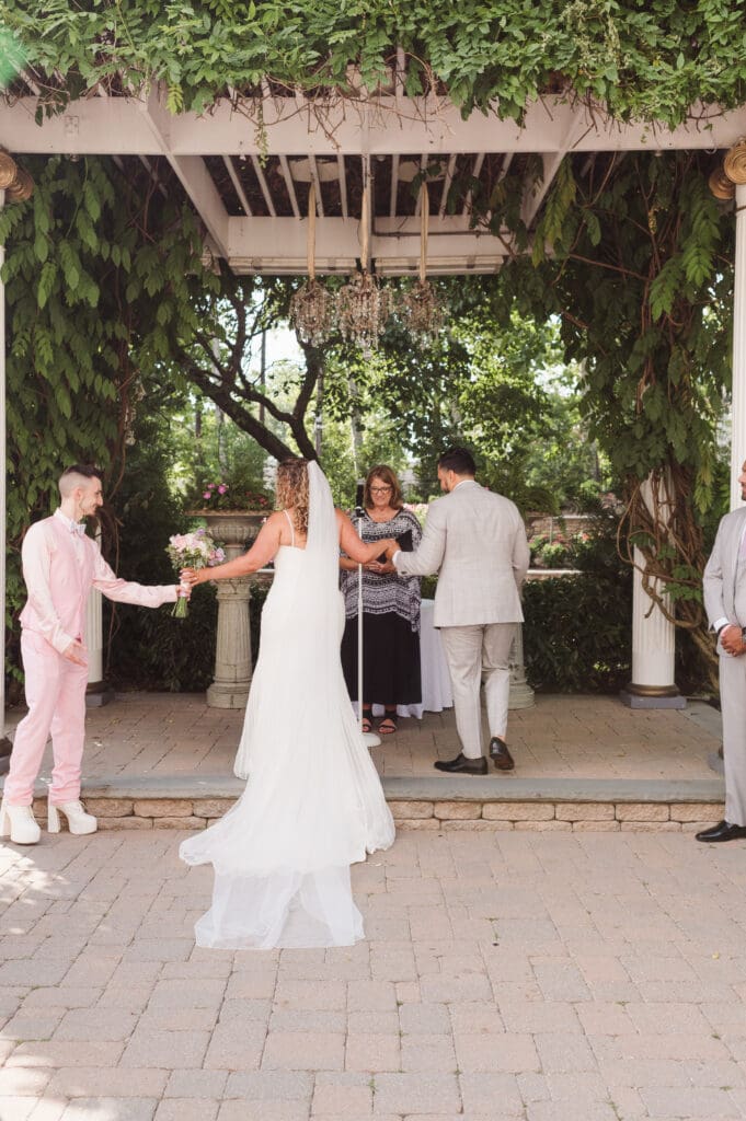 wedding-photos-at-naninas-in-the-park-nj-photographer-suess-moments