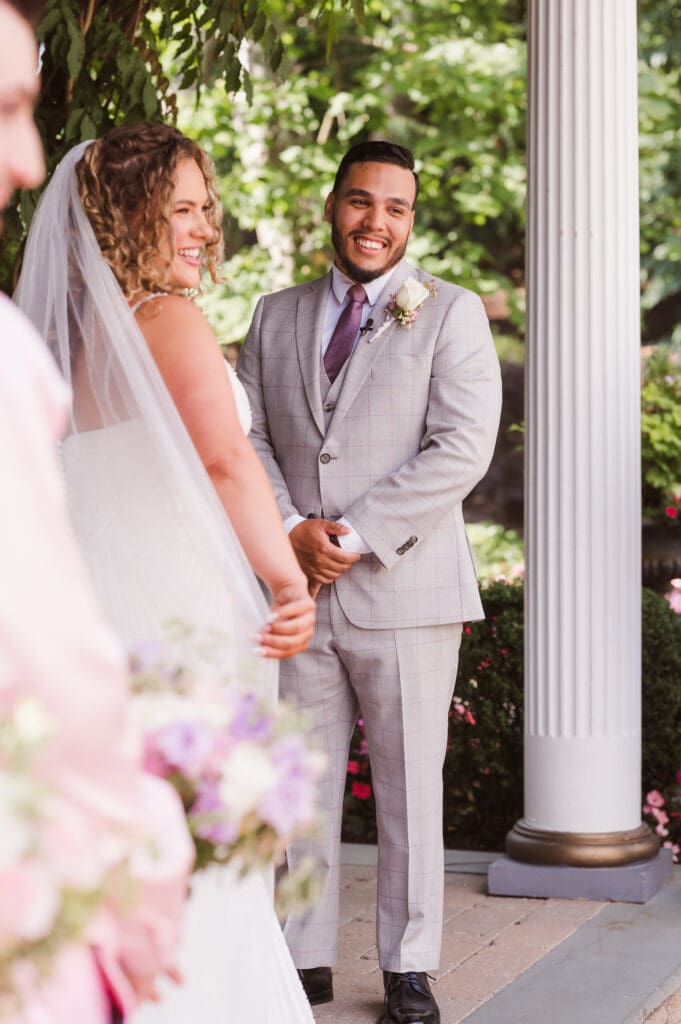 wedding-photos-at-naninas-in-the-park-nj-photographer-suess-moments