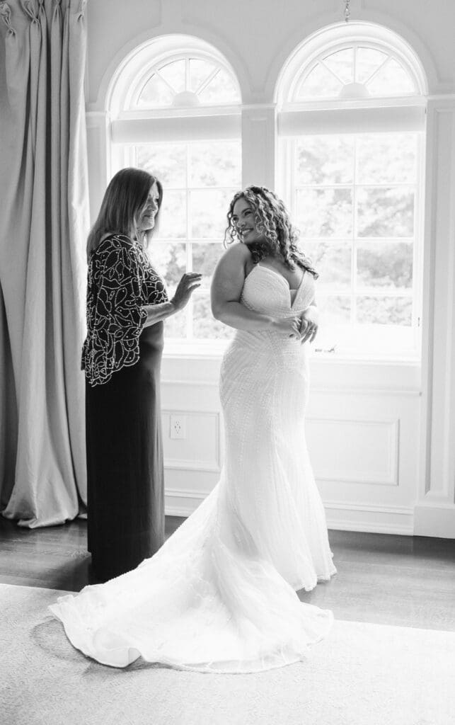 wedding-photos-at-naninas-in-the-park-nj-photographer-suess-moments