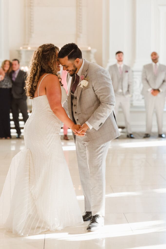 wedding-photos-at-naninas-in-the-park-nj-photographer-suess-moments