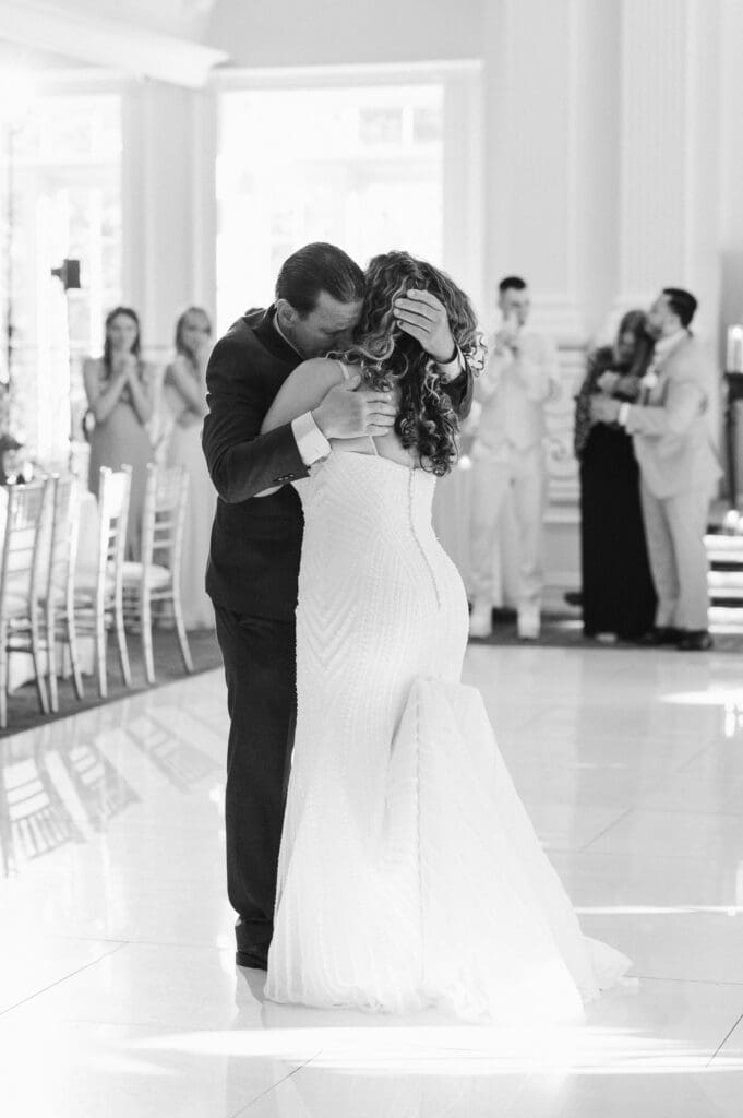 wedding-photos-at-naninas-in-the-park-nj-photographer-suess-moments