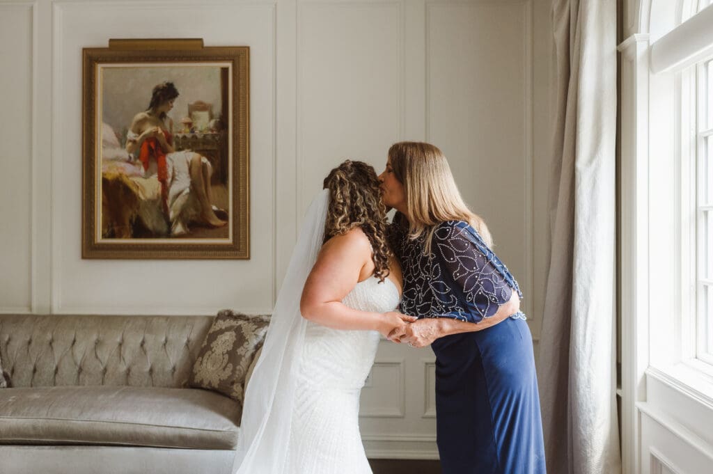 wedding-photos-at-naninas-in-the-park-nj-photographer-suess-moments