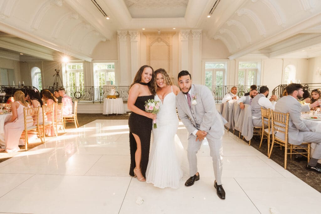 wedding-photos-at-naninas-in-the-park-nj-photographer-suess-moments