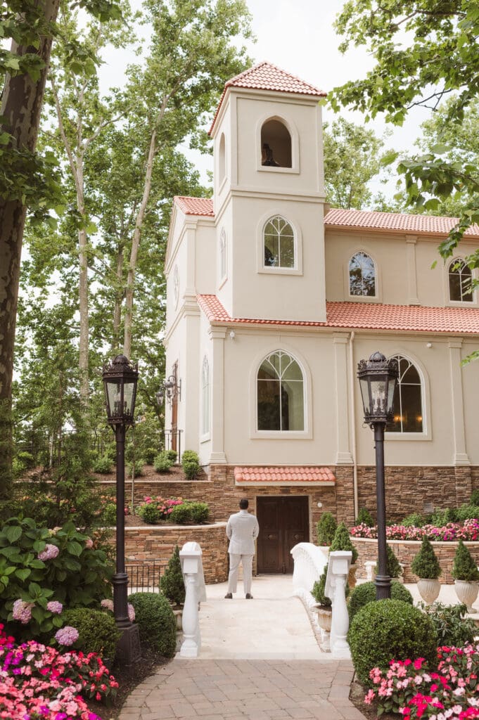 wedding-photos-at-naninas-in-the-park-nj-photographer-suess-moments