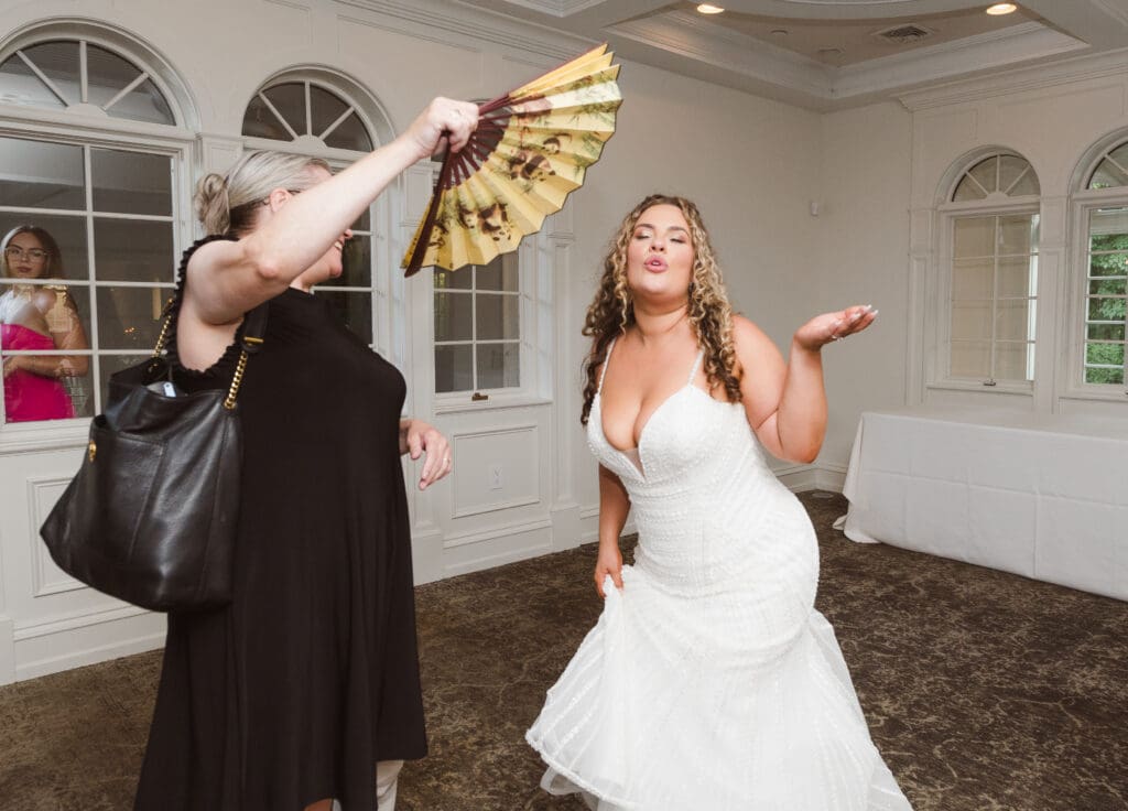 wedding-photos-at-naninas-in-the-park-nj-photographer-suess-moments