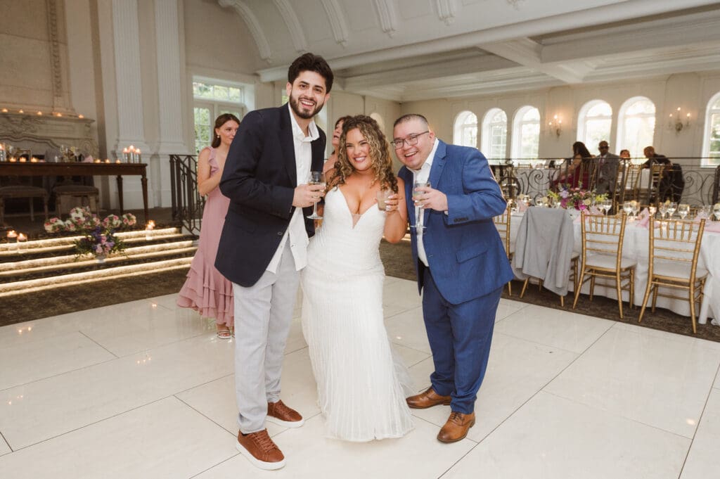 wedding-photos-at-naninas-in-the-park-nj-photographer-suess-moments