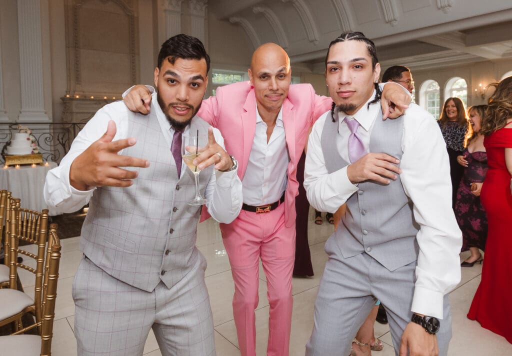 wedding-photos-at-naninas-in-the-park-nj-photographer-suess-moments