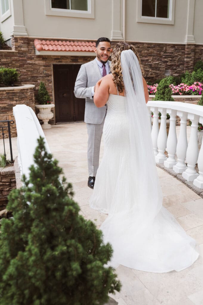 wedding-photos-at-naninas-in-the-park-nj-photographer-suess-moments