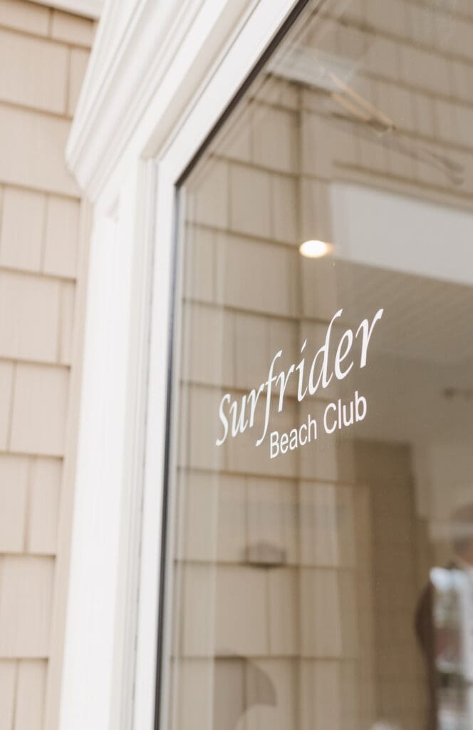 surfrider-beach-club-wedding-photos