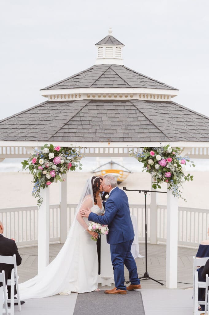 window-on-the-water-nj-wedding-photos-by-suess-moments