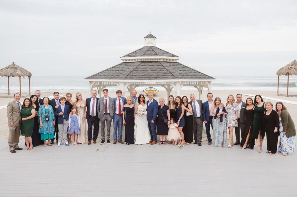 family-photo-window-on-the-water-nj-wedding-photos-by-suess-moments