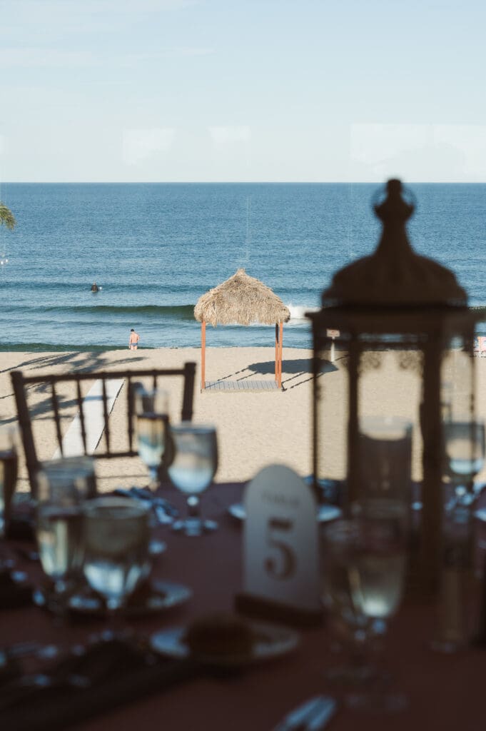 wedding-reception-ballroom-photos-at-windows-on-the-water-nj