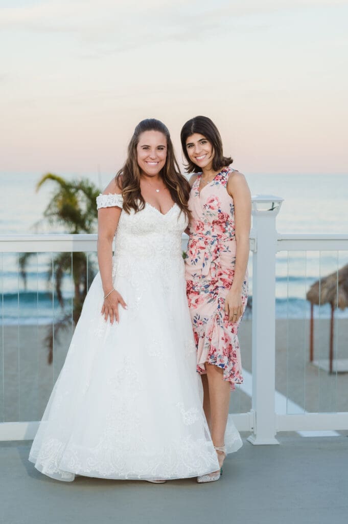 sunset-rooftop-wedding-photos-at-windows-on-the-water-by-suess-moments