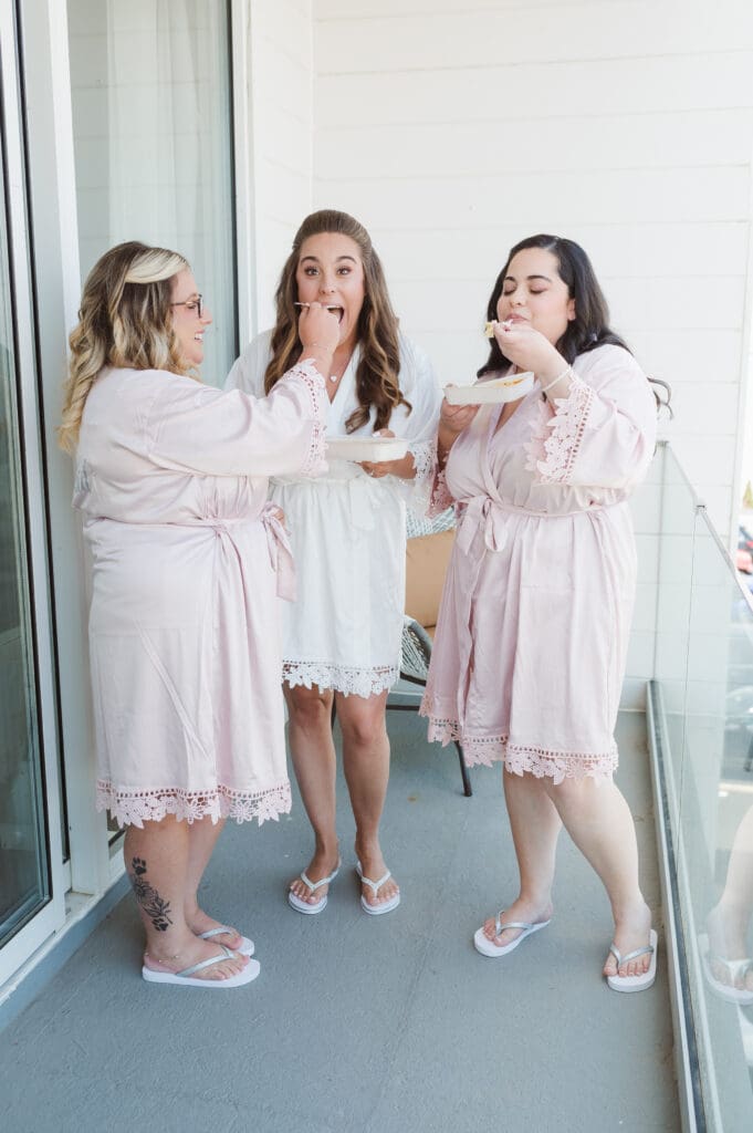 bride-getting-ready-photos