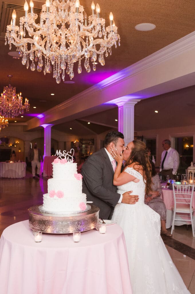 wedding-reception-at-windows-on-the-water-nj-photos-by-suess-moments