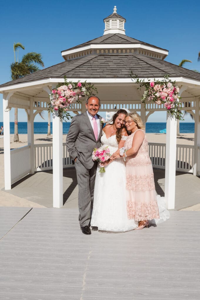 beach-wedding-photos-at-windows-on-the-water-nj-by-suess-moments