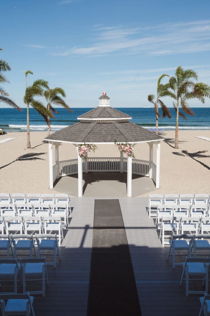 beach-wedding-ceremony-at-windows-on-the-water-nj-venue-by-suess-moments-photography