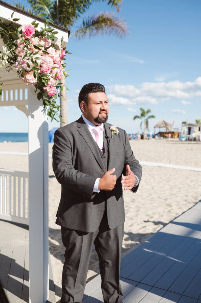 beach-wedding-ceremony-at-windows-on-the-water-nj-venue-by-suess-moments-photography