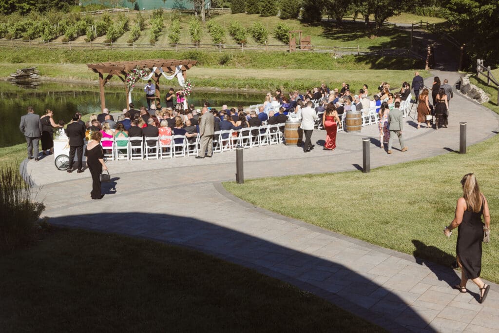 ceremony-bear-brook-valley-nj-wedding-photos-by-suess-moments-photography