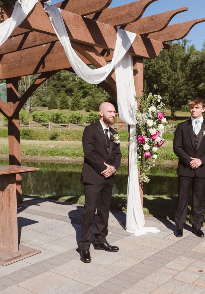 ceremony-bear-brook-valley-nj-wedding-photos-by-suess-moments-photography